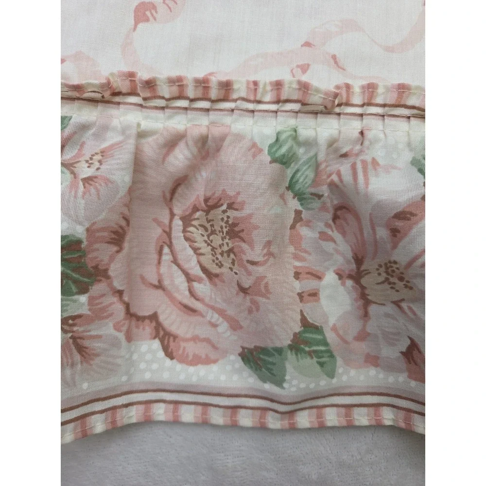 Vintage 80 90s Cottagecore Grandmillennial Floral Pink Bow Ribbons Chintz Single
